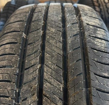 (USAGÉ) 4 Pneus Hankook 225/55r18 été, usure 8/32. #P225/55r18 Hankook E