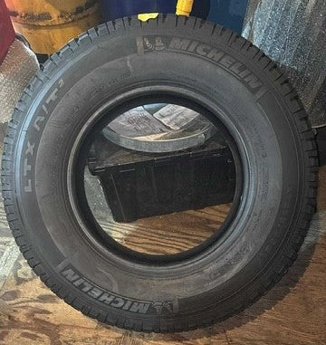 (USAGÉ) 2 Pneus Michelin LTX A/T LT235/80r17, usure 10/32. #LT235/80R17 MICHELIN LTX A/T