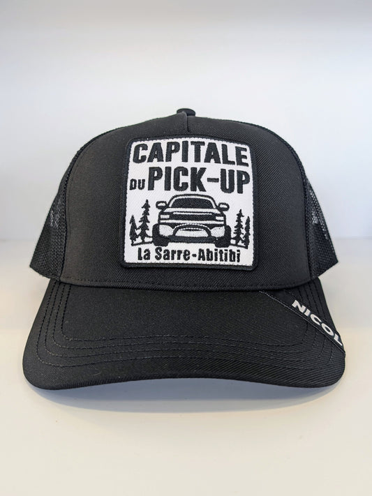 Casquette noire (palette courbée)