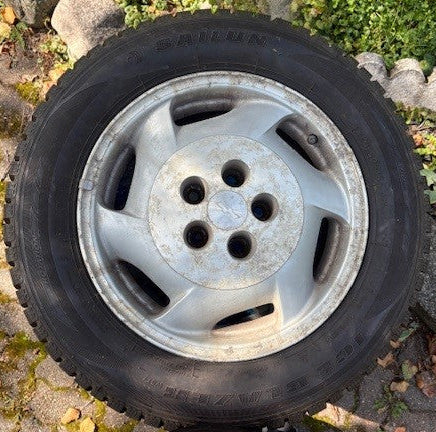 (USAGÉ) 4 pneus Sailun Ice Blazer (HIVER) 225/60r16. Usure 10/32 + MAGS impala 2008. #P225/60r16 Sailun Ice Blazer + mags