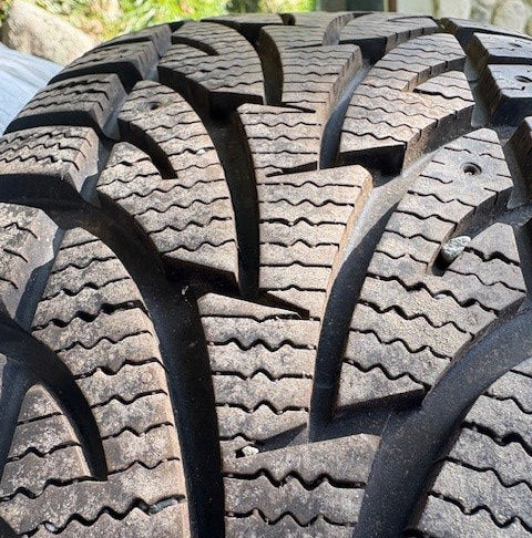 (USAGÉ) 4 pneus Sailun Ice Blazer (HIVER) 225/60r16. Usure 10/32 + MAGS impala 2008. #P225/60r16 Sailun Ice Blazer + mags