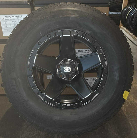 (USAGÉ) Pneus Michelin Latitude X-Ice 265/70R17 (HIVER)+ Jantes RTX Off Road, usure 8/32. # P265/70R17 michelin + mags (prix unitaire - 4 en stock)