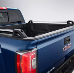 Ensemble de main courantes Chromées pour camion 1500 et 2500 de 2017 à 2018 avec caisse de 6'6''. #84134649-1