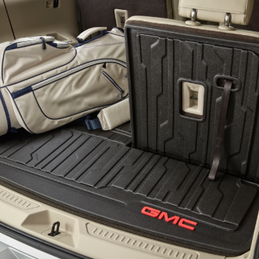 Doublure pour espace utilitaire intégrée - Logo GMC, noir jais. ACADIA 2018 À 2023 #84938211-1