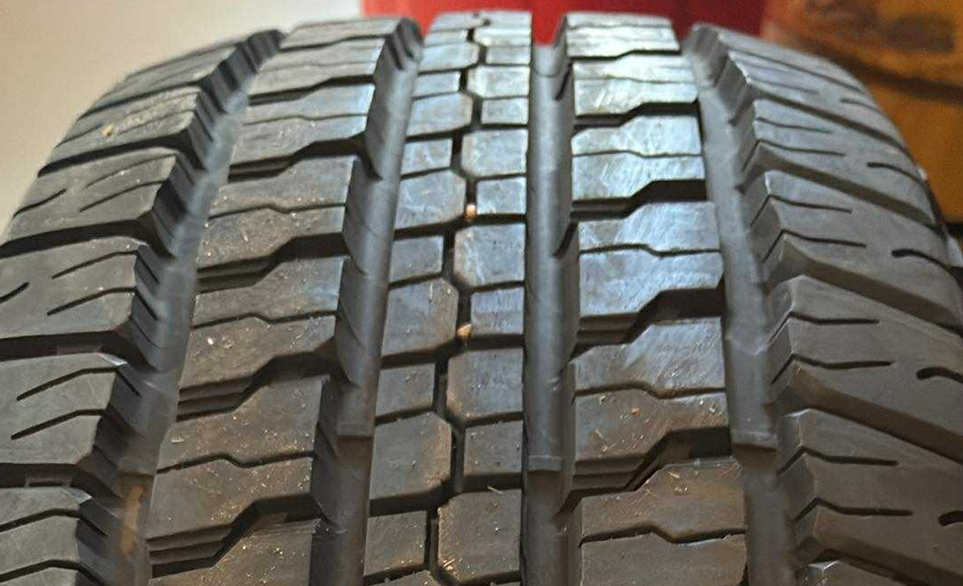 (USAGÉ) 3 Pneus Goodyear Dueler Fortitude 265/65R18 Été, Usure 9/32. #P265/65R18 Goodyear Fortitude E